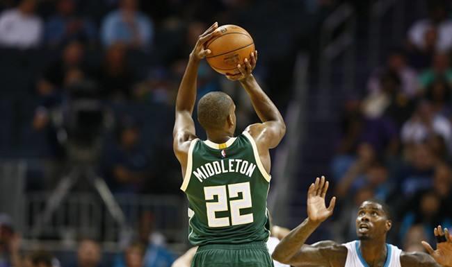 不仅使他在 不仅使他在